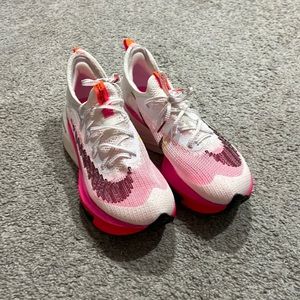 Nike Air Zoom Alphafly Next - size 8 womens